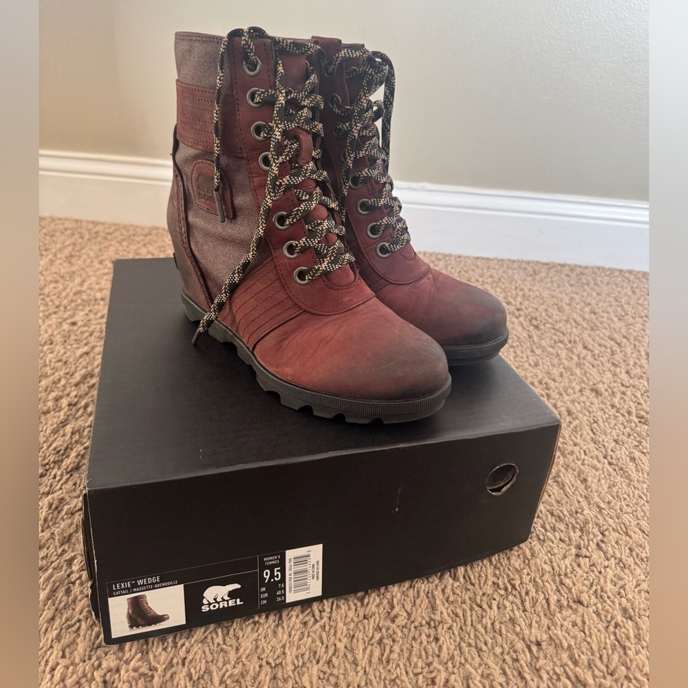 Sorel Women’s Lexie Wedge Boot